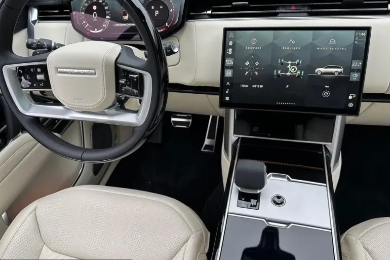 Land Rover Range Rover din 2025 cu 5.400 km - oferta LAN254563 - foto 4