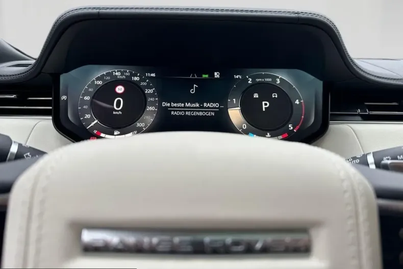 Land Rover Range Rover din 2025 cu 5.400 km - oferta LAN254563 - foto 17