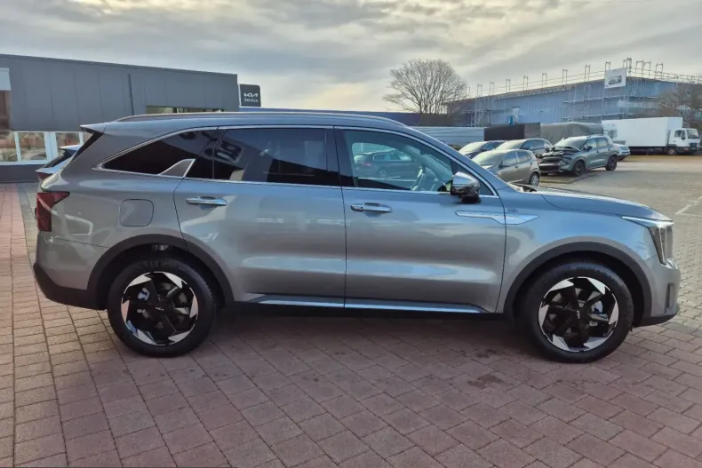 Kia Sorento din 2025 cu 7.500 km - oferta KIA254568 - foto 7