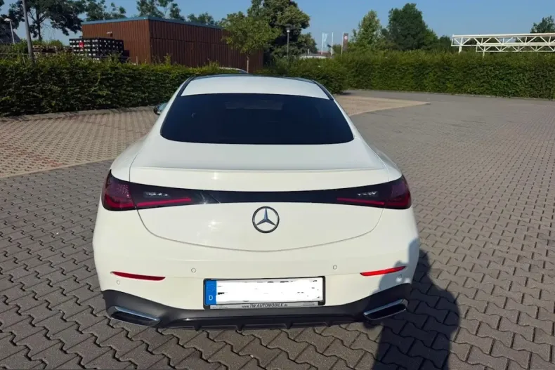 Mercedes-Benz CLE 300 (Clasa CLE) din 2024 cu 29.900 km - oferta MER254576 - foto 7