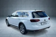 Volkswagen Passat Alltrack din 2023 cu 33.990 km - oferta VOL254581 - foto 3