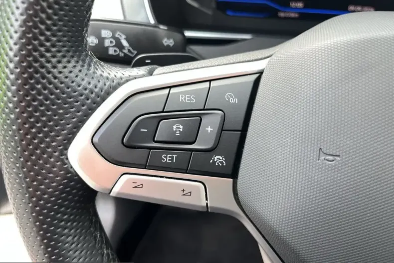 Volkswagen Passat Alltrack din 2023 cu 33.990 km - oferta VOL254581 - foto 19