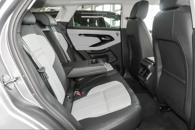 Land Rover Range Rover Evoque din 2025 cu 11.200 km - oferta LAN254583 - foto 8