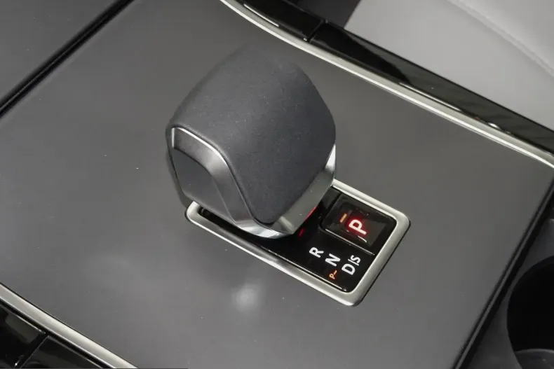 Land Rover Range Rover Evoque din 2025 cu 11.200 km - oferta LAN254583 - foto 14