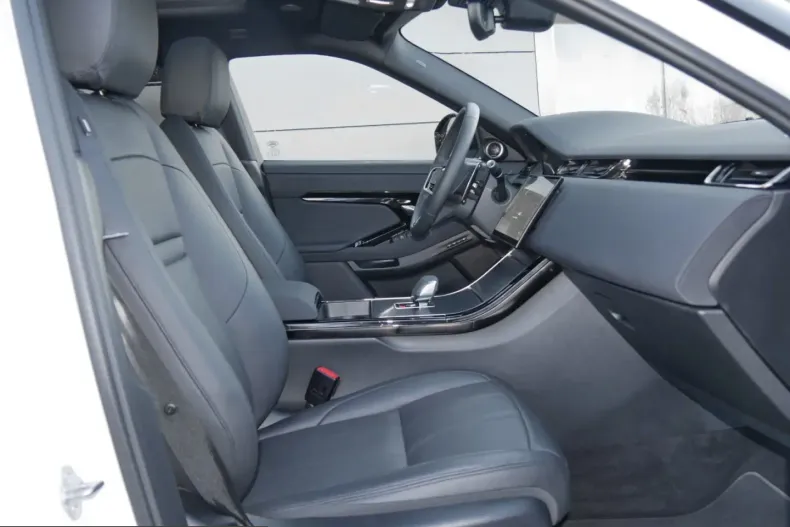 Land Rover Range Rover Evoque din 2024 cu 25.100 km - oferta LAN254589 - foto 3