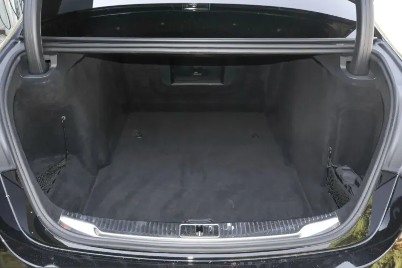 Mercedes-Benz S 450 (Clasa S) din 2025 cu 14.164 km - oferta MER254597 - foto 19
