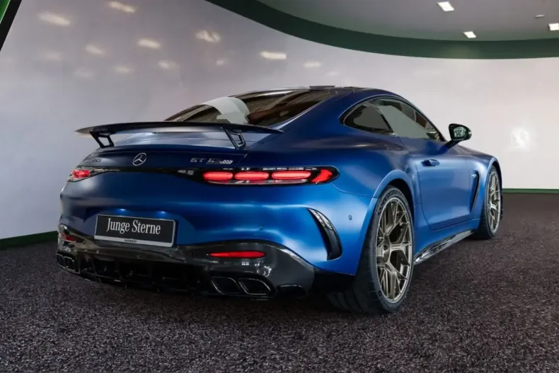 Mercedes-Benz AMG GT (Clasa GT) din 2025 cu 15.938 km - oferta MER254602 - foto 2