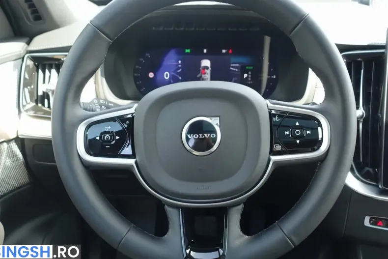 Volvo XC90 din 2025 cu 20.654 km - oferta VOL254610 - foto 8