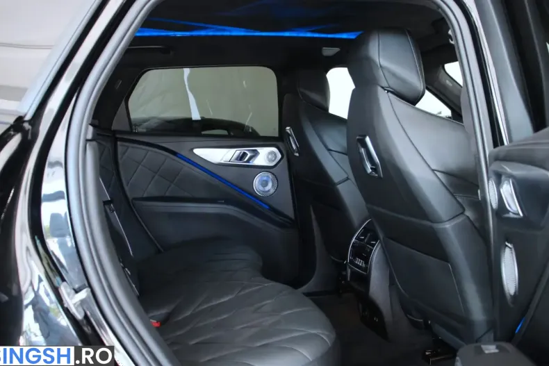 BMW XM (Seria X) din 2024 cu 34.616 km - oferta BMW254611 - foto 13