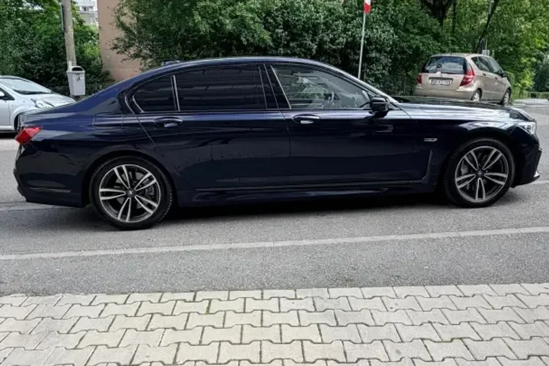 BMW 745 (Seria 7) din 2022 cu 62.000 km - oferta BMW254644 - foto 1