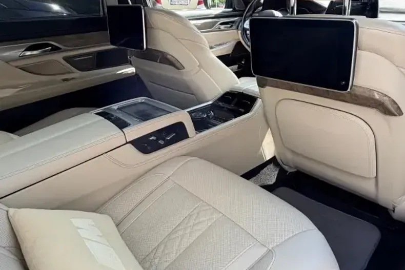 BMW 745 (Seria 7) din 2022 cu 62.000 km - oferta BMW254644 - foto 7