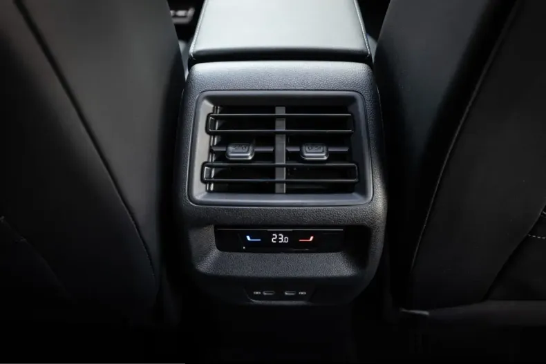 Volkswagen Tiguan din 2025 cu 19.997 km - oferta VOL254664 - foto 26