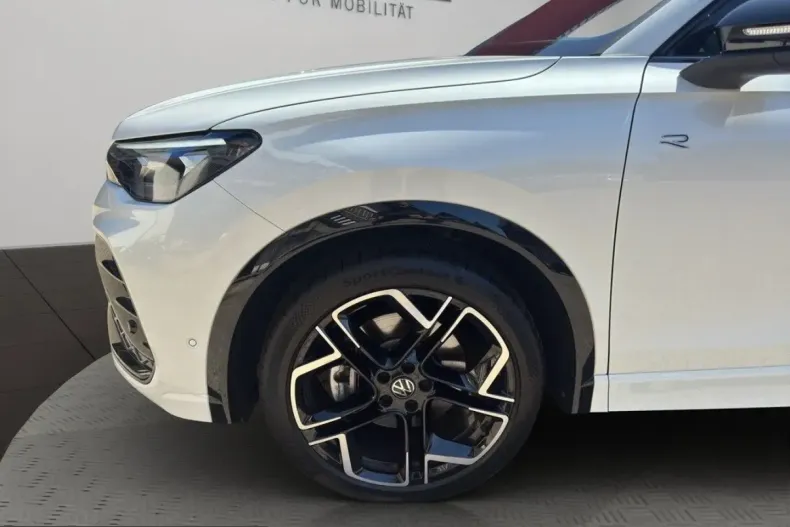 Volkswagen Tiguan din 2025 cu 29.300 km - oferta VOL254665 - foto 3