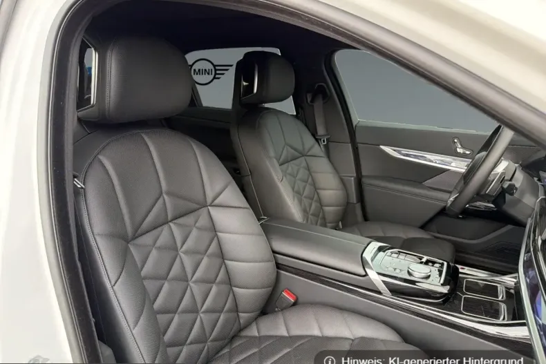 BMW 740 (Seria 7) din 2025 cu 27.156 km - oferta BMW254675 - foto 14