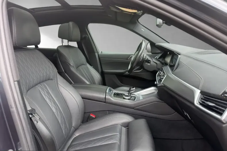 BMW X6 (Seria X) din 2022 cu 44.960 km - oferta BMW254680 - foto 17
