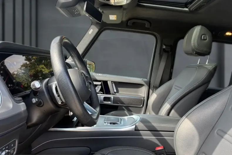 Mercedes-Benz G 450 (Clasa G) din 2025 cu 34.984 km - oferta MER254689 - foto 6