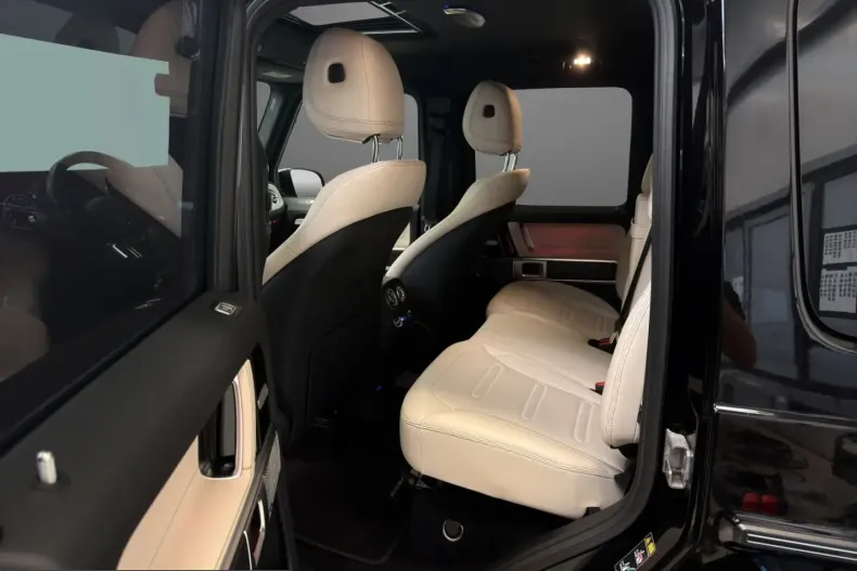 Mercedes-Benz G 450 (Clasa G) din 2025 cu 29.640 km - oferta MER254690 - foto 8