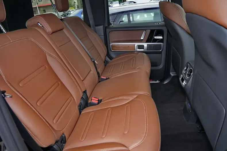 Mercedes-Benz G 450 (Clasa G) din 2026 cu 8.378 km - oferta MER254692 - foto 7