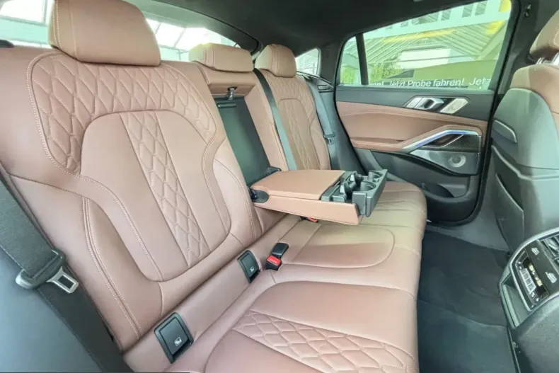 BMW X6 (Seria X) din 2022 cu 86.509 km - oferta BMW254699 - foto 24
