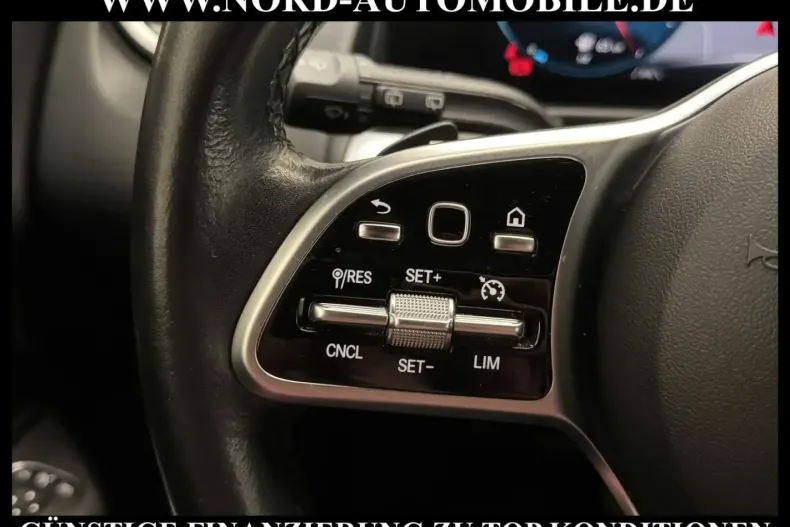Mercedes-Benz GLB 200 (Clasa GLB) din 2022 cu 86.556 km - oferta MER254701 - foto 24