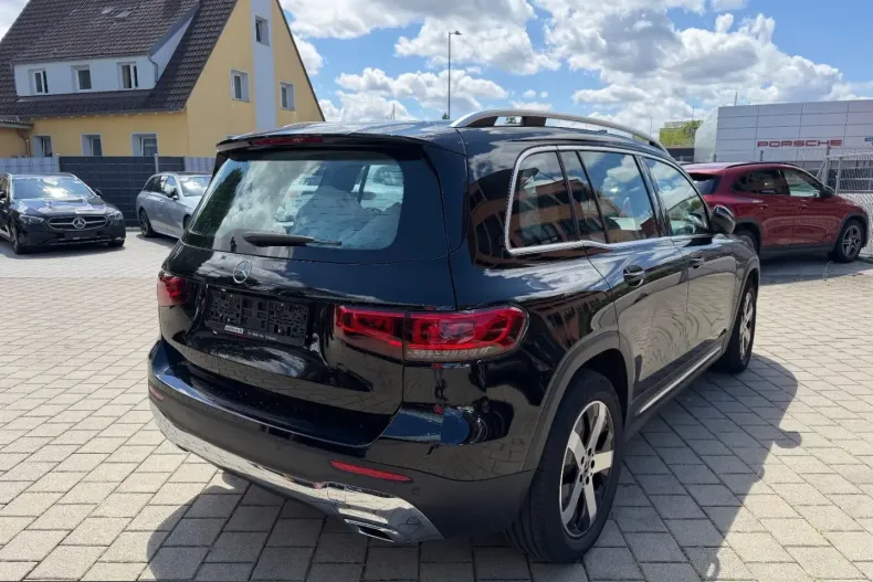 Mercedes-Benz GLB 200 (Clasa GLB) din 2023 cu 118.000 km - oferta MER254704 - foto 8