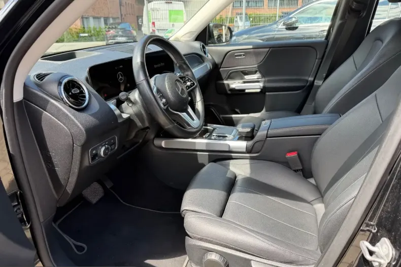 Mercedes-Benz GLB 200 (Clasa GLB) din 2023 cu 118.000 km - oferta MER254704 - foto 10