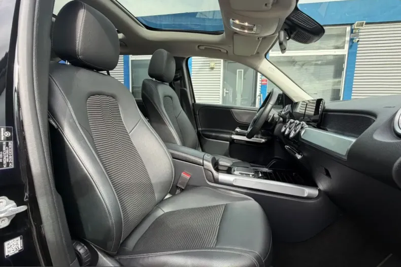 Mercedes-Benz GLB 200 (Clasa GLB) din 2023 cu 120.250 km - oferta MER254705 - foto 15