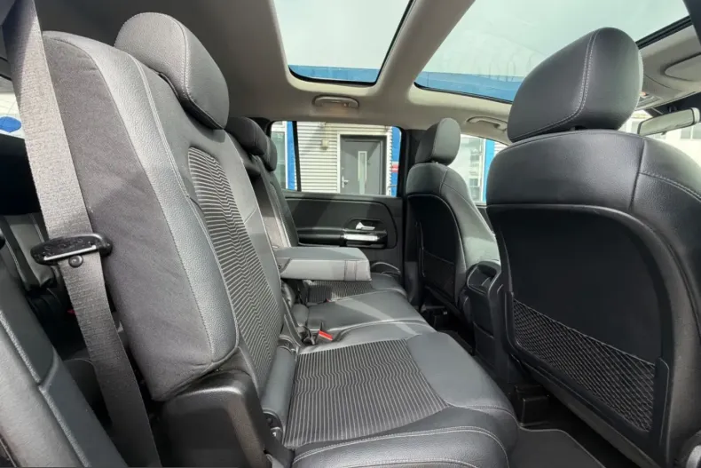 Mercedes-Benz GLB 200 (Clasa GLB) din 2023 cu 120.250 km - oferta MER254705 - foto 16
