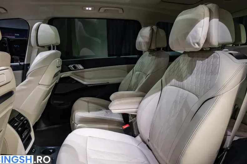 BMW X7 (Seria X) din 2023 cu 33.800 km - oferta BMW254706 - foto 16