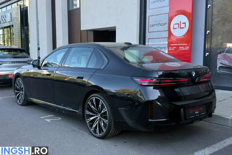 BMW 740 (Seria 7) din 2026 cu 100 km - oferta BMW254709 - foto 9