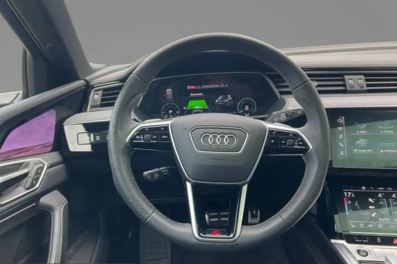 Audi Q8 din 2023 cu 24.416 km - oferta AUD254711 - foto 8