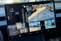 Tesla Model 3 din 2025 cu 55.781 km - oferta TES254715 - foto 10