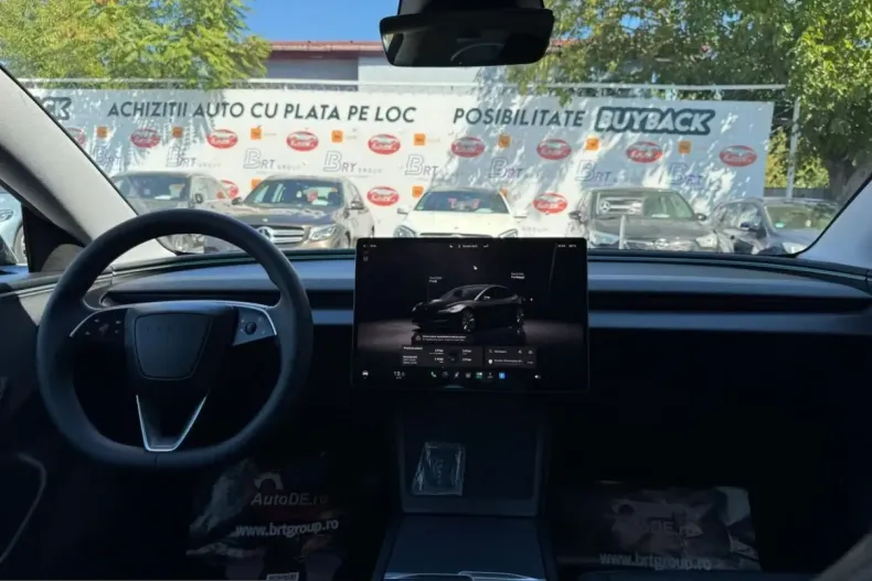 Tesla Model 3 din 2025 cu 55.781 km - oferta TES254715 - foto 19