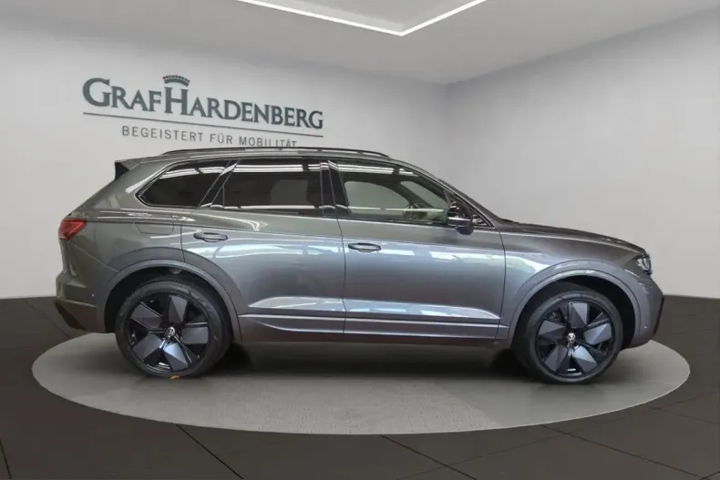 Volkswagen Touareg din 2025 cu 22.900 km - oferta VOL254717 - foto 8