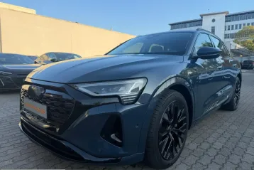 Audi Q8 din 2023 - oferta AUD254726
