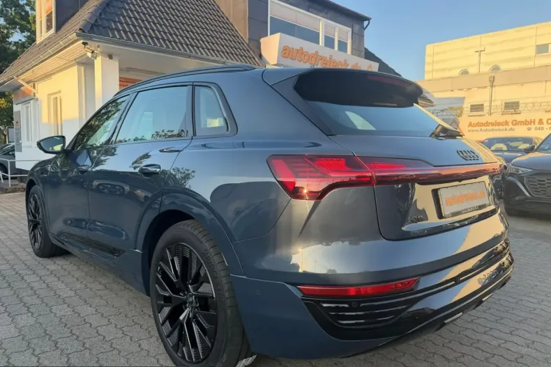 Audi Q8 din 2023 cu 45.450 km - oferta AUD254726 - foto 11