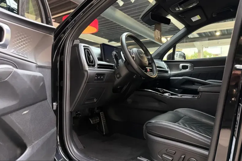 Kia Sorento din 2024 cu 30.000 km - oferta KIA254729 - foto 9