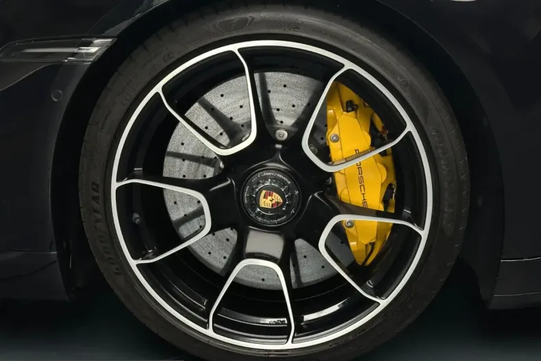 Porsche 992 din 2023 cu 18.850 km - oferta POR254731 - foto 9