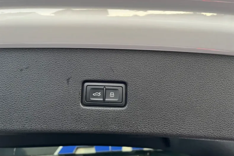 Audi Q8 din 2023 cu 81.845 km - oferta AUD254732 - foto 45