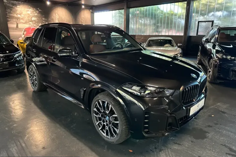 BMW X5 (Seria X) din 2024 cu 37.540 km - oferta BMW254735 - foto 1