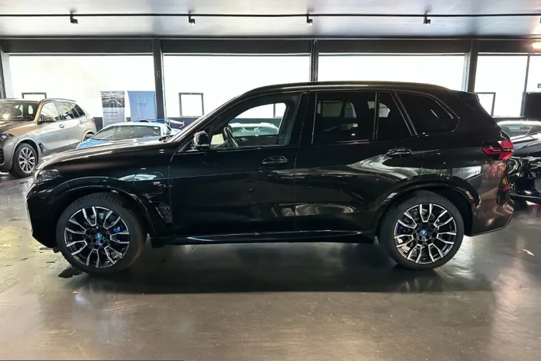BMW X5 (Seria X) din 2024 cu 37.540 km - oferta BMW254735 - foto 3
