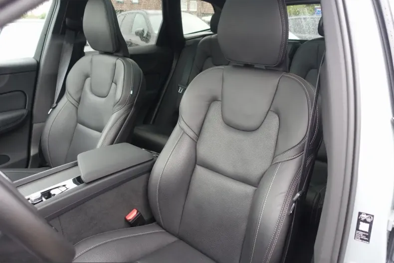 Volvo XC60 din 2026 cu 27.029 km - oferta VOL254738 - foto 12