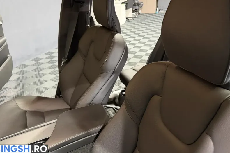 Volvo XC90 din 2024 cu 65.555 km - oferta VOL254741 - foto 22