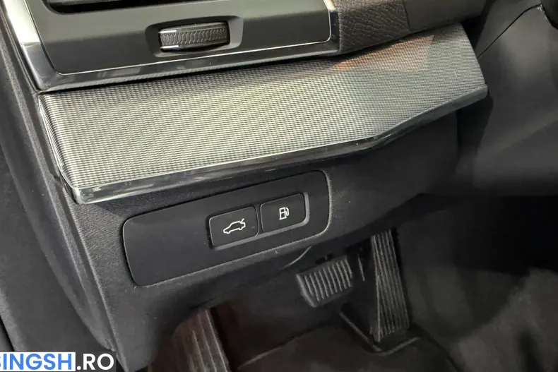 Volvo XC90 din 2024 cu 65.555 km - oferta VOL254741 - foto 25