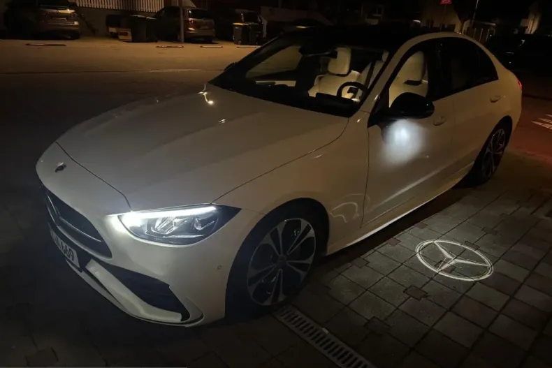 Mercedes-Benz C 220 (Clasa C) din 2022 cu 125.900 km - oferta MER254744 - foto 8