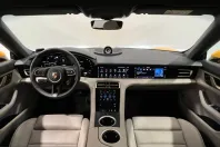 Porsche Taycan din 2023 cu 40.000 km - oferta POR254747 - foto 13