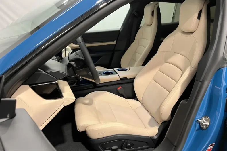 Porsche Taycan din 2023 cu 45.000 km - oferta POR254750 - foto 2