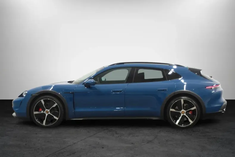 Porsche Taycan din 2023 cu 45.000 km - oferta POR254750 - foto 8