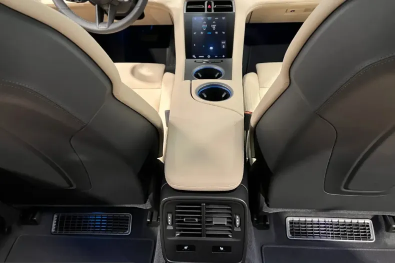 Porsche Taycan din 2023 cu 45.000 km - oferta POR254750 - foto 21