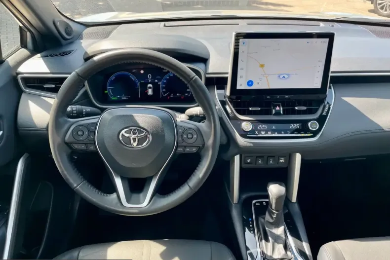 Toyota Corolla Cross din 2023 cu 76.950 km - oferta TOY254758 - foto 14